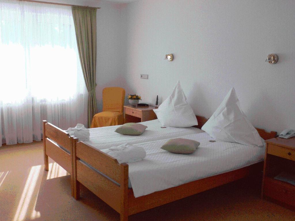 Hotel Garland Villingen-Schwenningen Habitación foto
